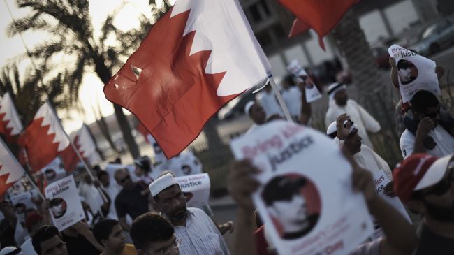 Bahraini regime forces attack anti-regime protesters